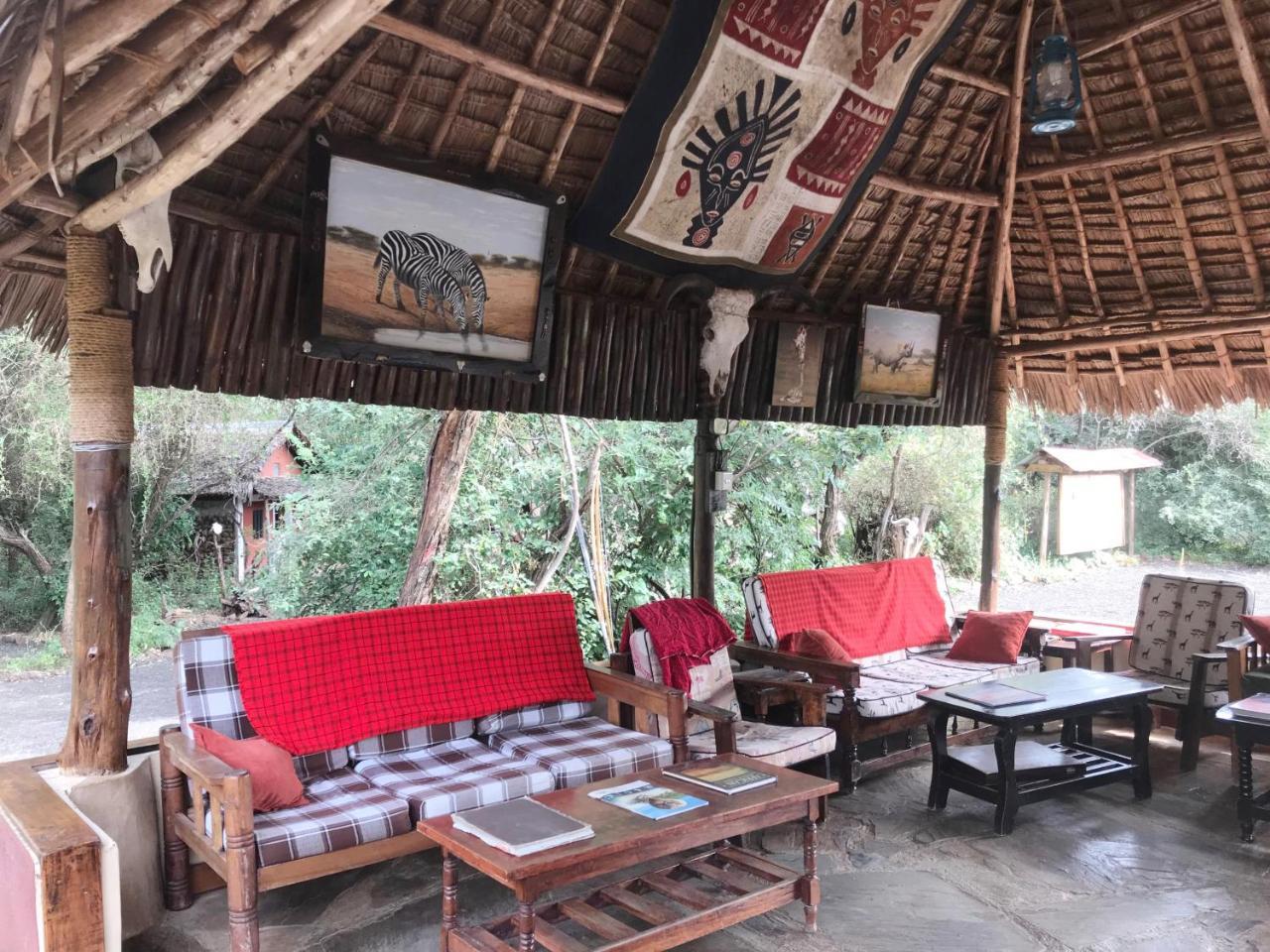 Отель Maasai Simba Camp Амбосели Экстерьер фото